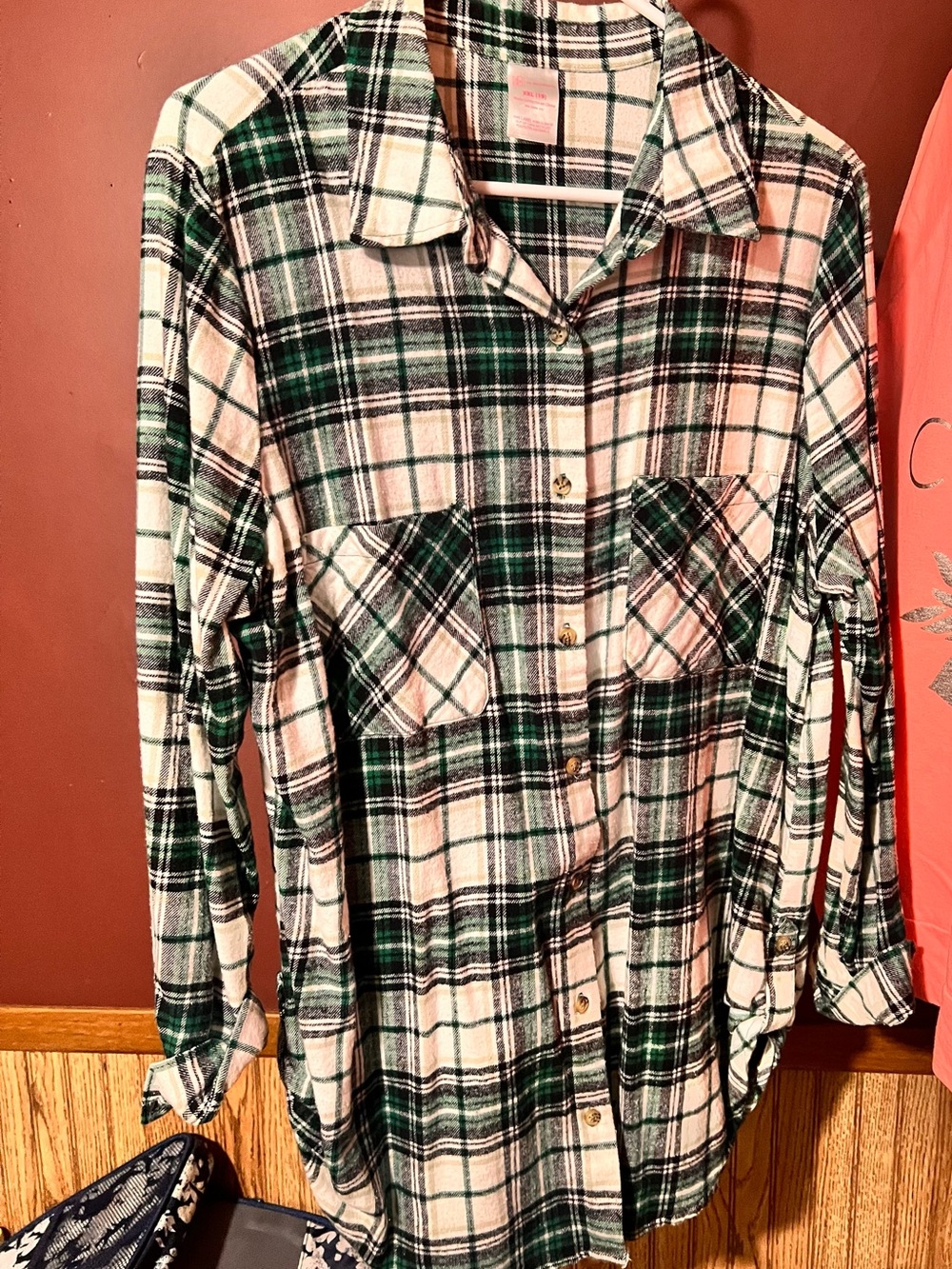 No Boundaries Green and White Plaid Button-Down Shirt